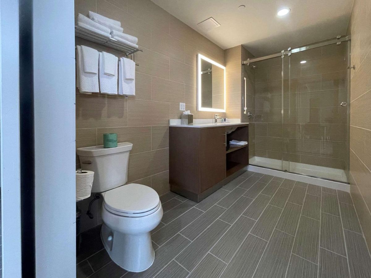 Mainstay Suites New York Bagian luar foto